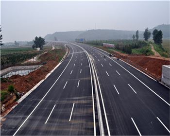 河南公路工程業(yè)務(wù)，高速公路路基排水施工應(yīng)該注意哪些問題？