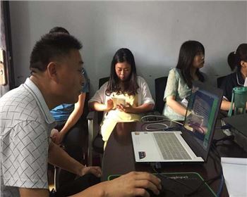 萬通公司組織學(xué)習(xí) 《公路瀝青路面養(yǎng)護設(shè)計規(guī)范》活動